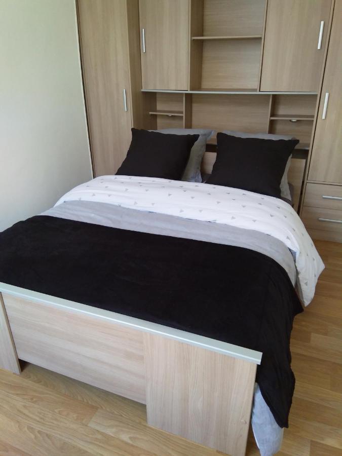 Nid Douillet Apartment โรชฟอร์ ภายนอก รูปภาพ