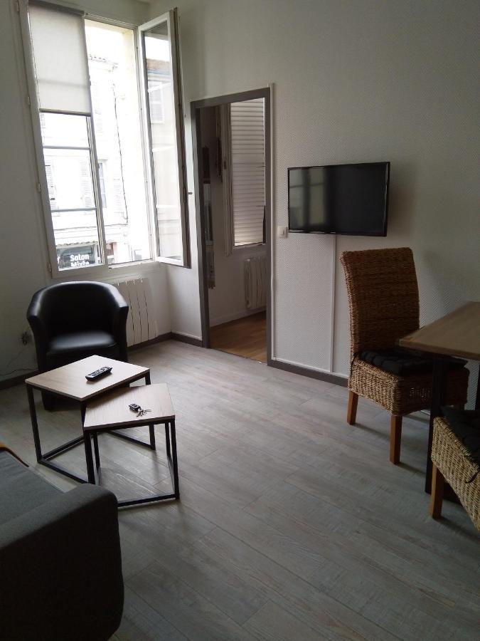 Nid Douillet Apartment โรชฟอร์ ภายนอก รูปภาพ