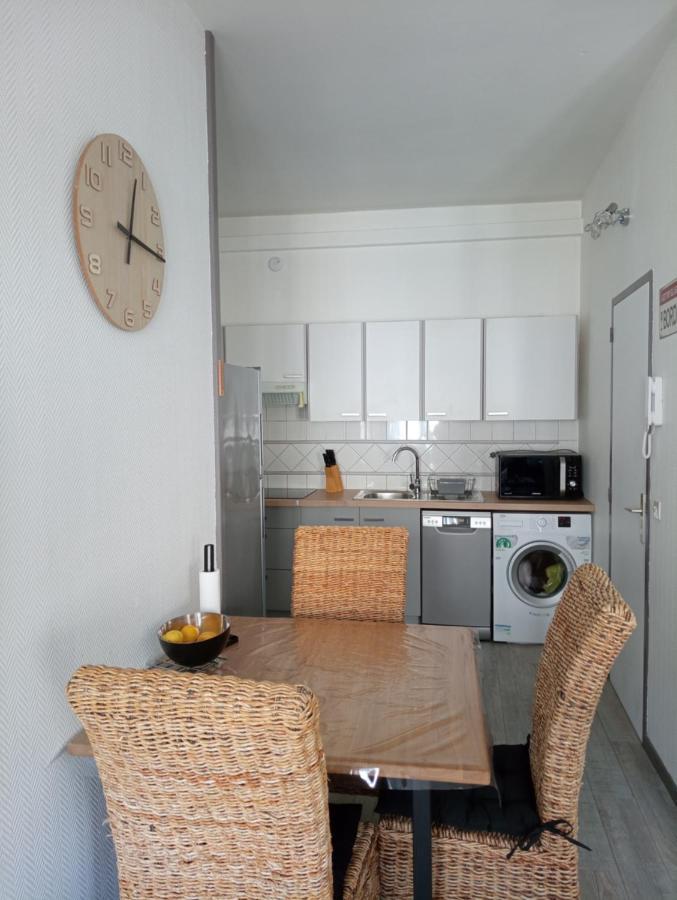 Nid Douillet Apartment โรชฟอร์ ภายนอก รูปภาพ